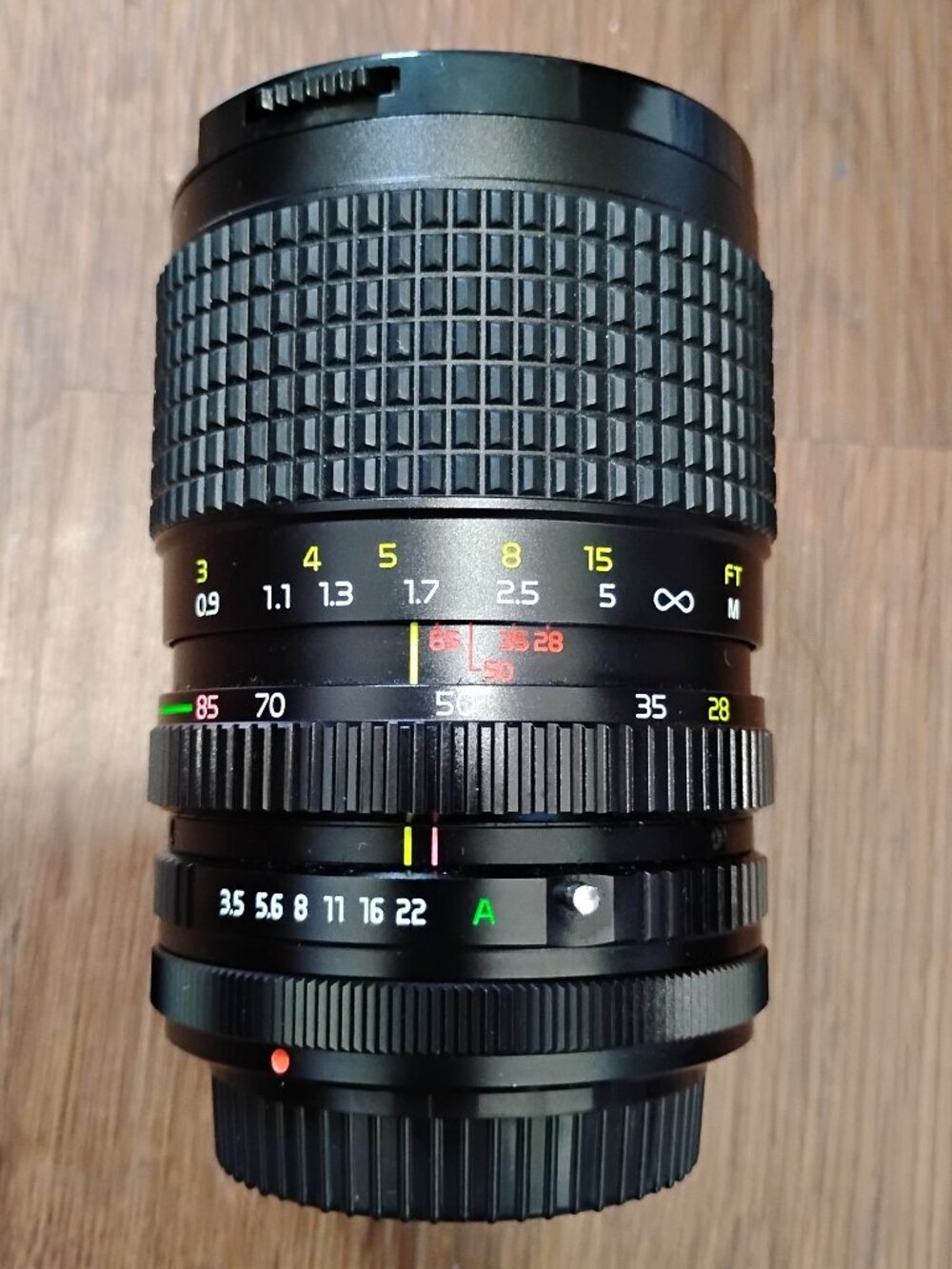 Tokina AT-X 285 28-85mm f/3.5-4.5 Macro Camera Lens